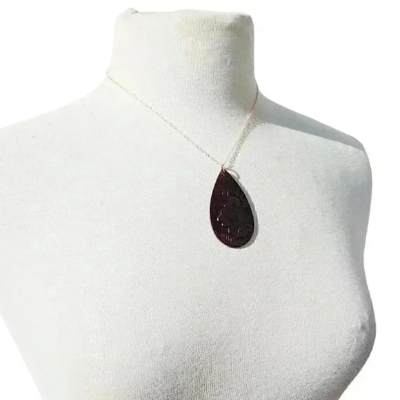 New Artisan Boho Brown Floral Embossed Leather Teardrop Pendant Gold Necklace - Picture 3 of 4